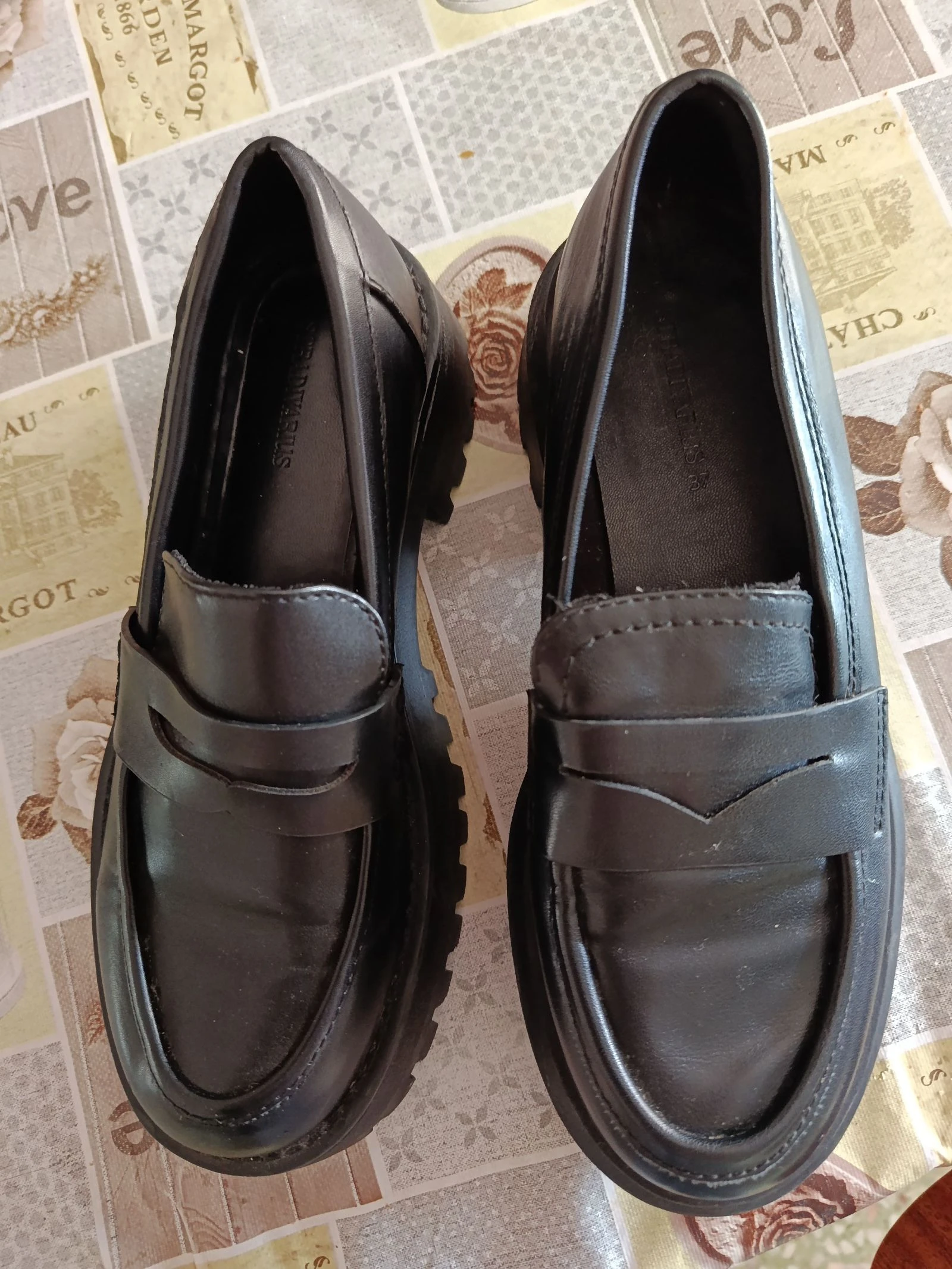 Sapatos nr 37